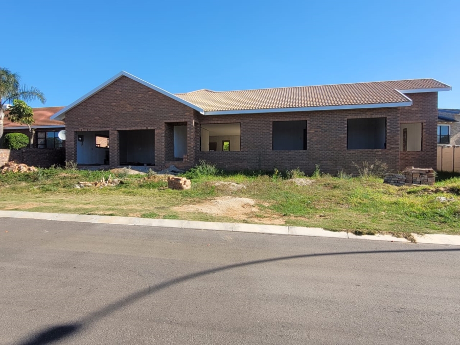 3 Bedroom Property for Sale in Wavecrest Eastern Cape